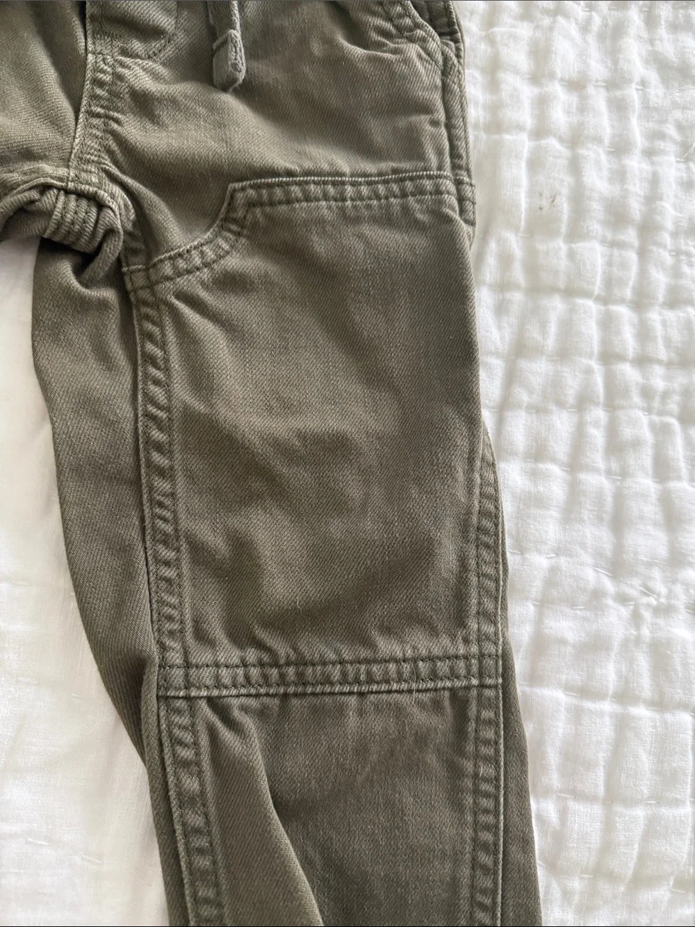 Kids Utility Pull-On Pants in Olive